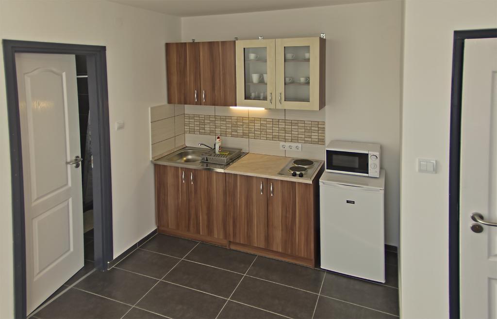 Luca Apartman Sopron Room photo